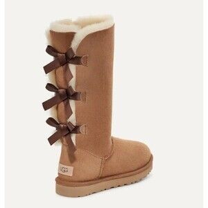 Women’s UGG Chestnut Bailey Bow Tall II Boot 1007308 , Size 8